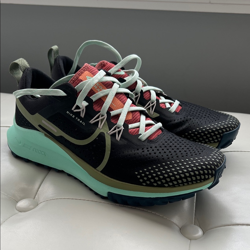 NEW Nike React Pegasus Trail Sneakers